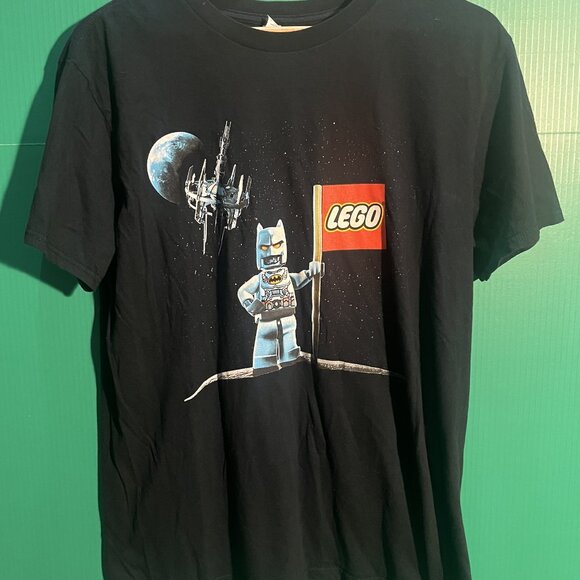 LEGO Batman 3 Beyond Gotham Promo T-Shirt Black Graphic Tee DC Comics Gamer L - Picture 1 of 4